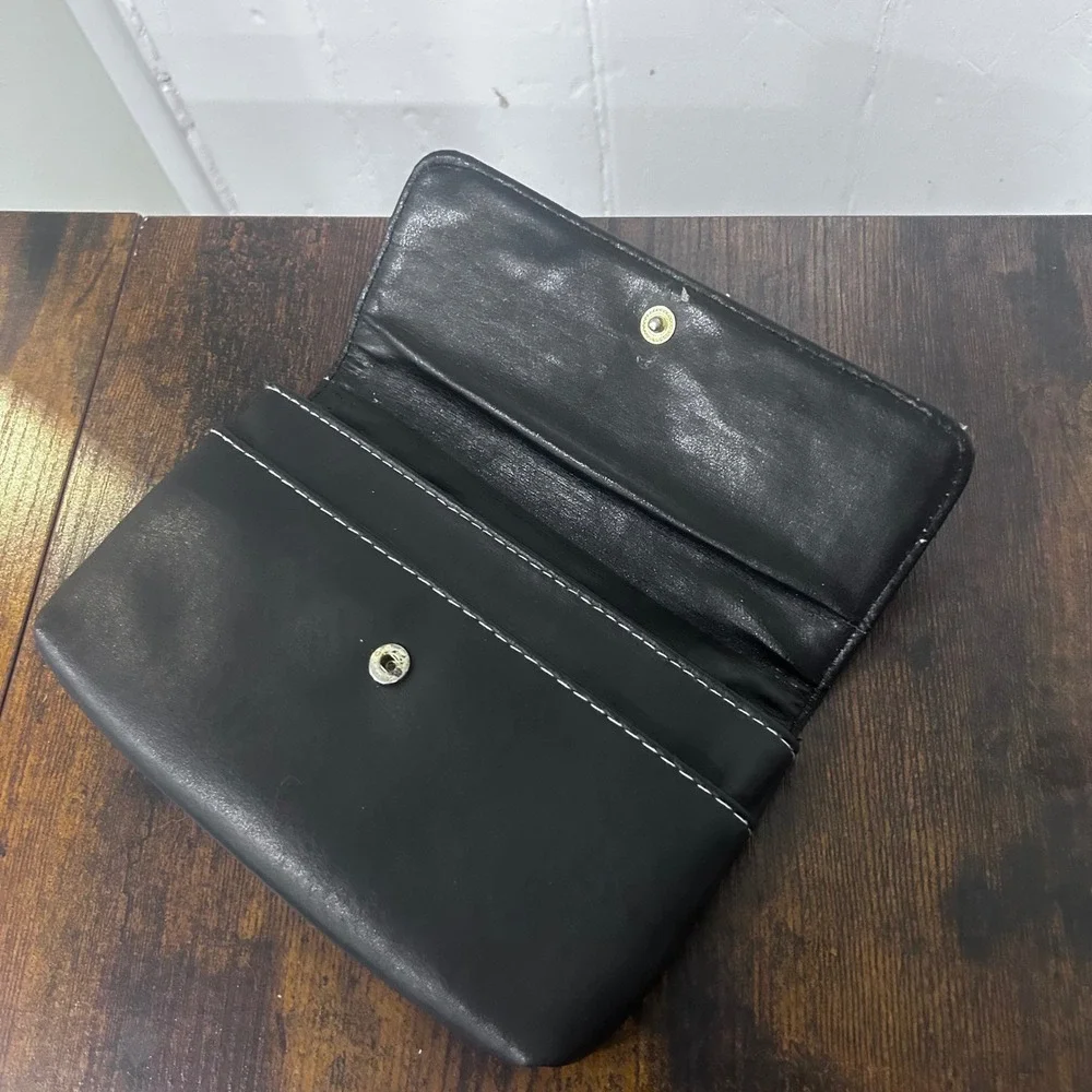 Huntington Ridge Black Faux Leather 4 Piece Wallet Clutch Checkbook Set Crest